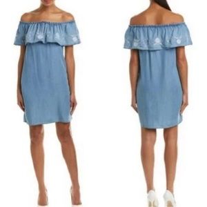 Off shoulder dress by Beach Lunch Lounge is NWT. Size large